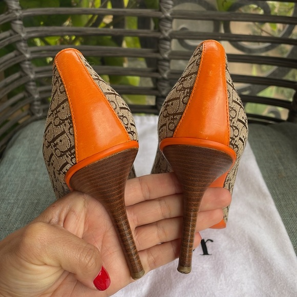 Christian Dior street chic heels - Picture 8 of 14